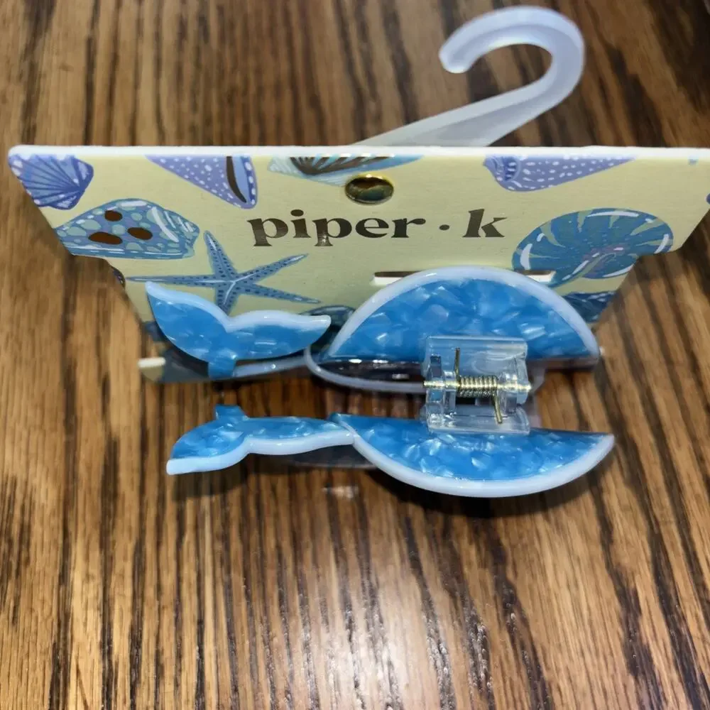 Piper K Blue Whale Hair Clip Claw Pearlesque Rhinestone Eye CUTE and NEW